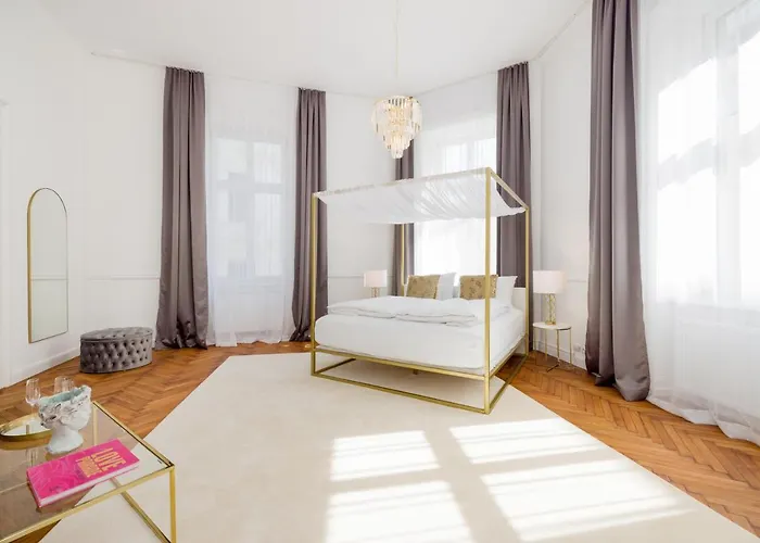 Rafael Kaiser - Premium Apartments City Centre - Contactless Check-In